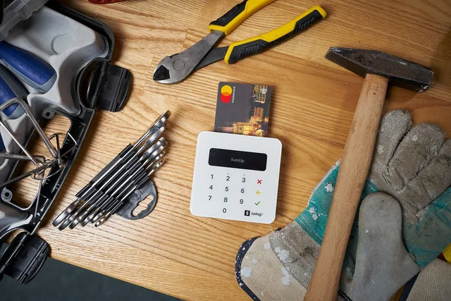 eet, checkout, payment, money, cash, credit card, účtenkovka, finance, vat, printer, bill, idoklad, document, sumup, hammer, laborer, work, handyman, construction, device, repairman, craftsmen, tool, services, privateer, vat, vat, vat, vat, printer, sumup, handyman, handyman, handyman, handyman, handyman, repairman, repairman, repairman, craftsmen. How HMRC's £90,000 VAT threshold changes a UK TikTok Shop seller's pricing